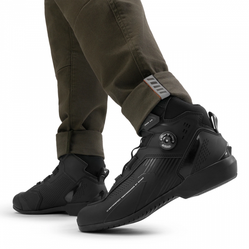 Shima Recon mootorratta teksad rohelised