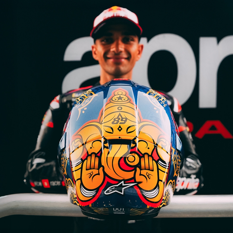 Täismaskiiver Alpinestars Supertech R10 Marthanator piiratud väljaandega JORGE MARTIN sinine pärlkuldpunane