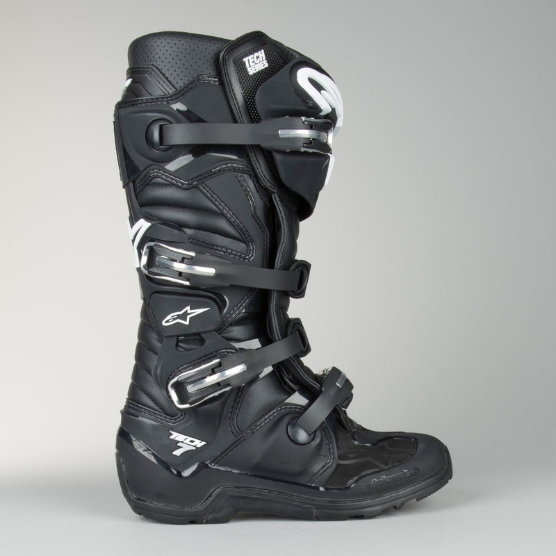 Alpinestars Tech 7 mootorratta saapad mustad