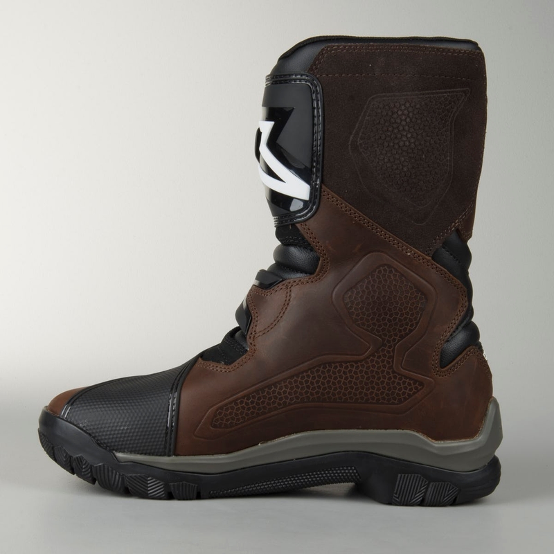 Alpinestars Belize õlitatud Drystar pruunid mootorratta saapad