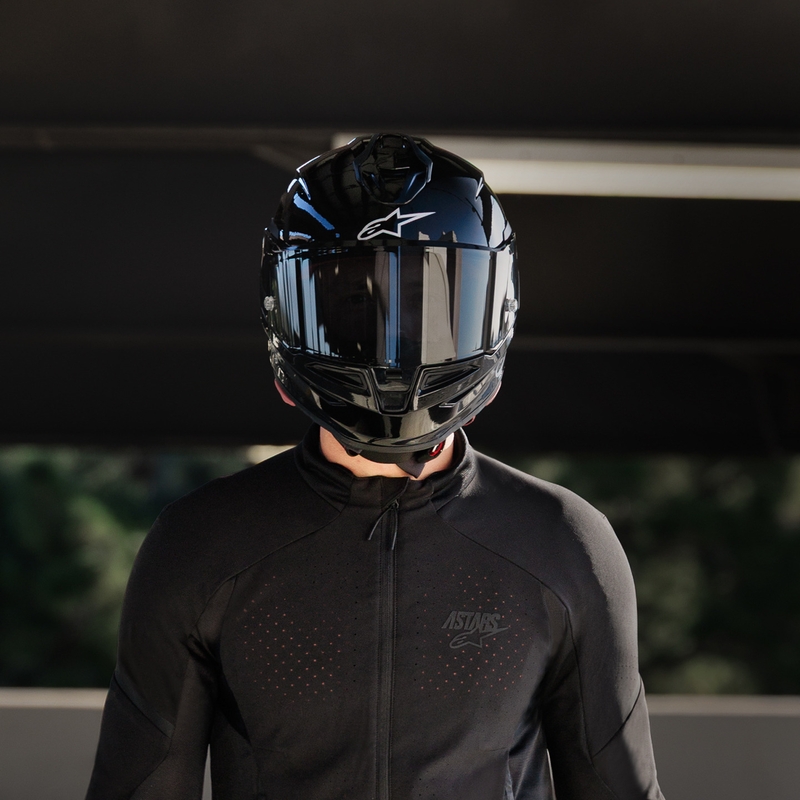 Alpinestars S-R7 Solid täismaskiga mootorrattakiiver must