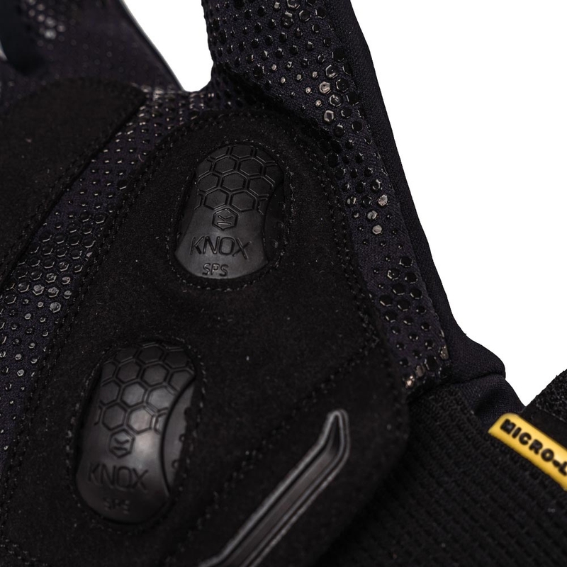 Knox Action PRO veekindlad mootorrattakindad mustad