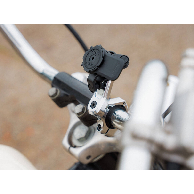 Quad Lock® PRO lenkstangile kinnitatav telefonihoidik kroomitud