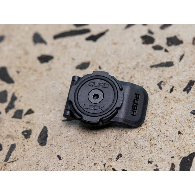 Quad Lock® 360 lühikese hoovaga mobiiltelefonihoidik, must