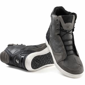 Forma Hyper Pro Dry mootorrattasaapad antratsiit-valged